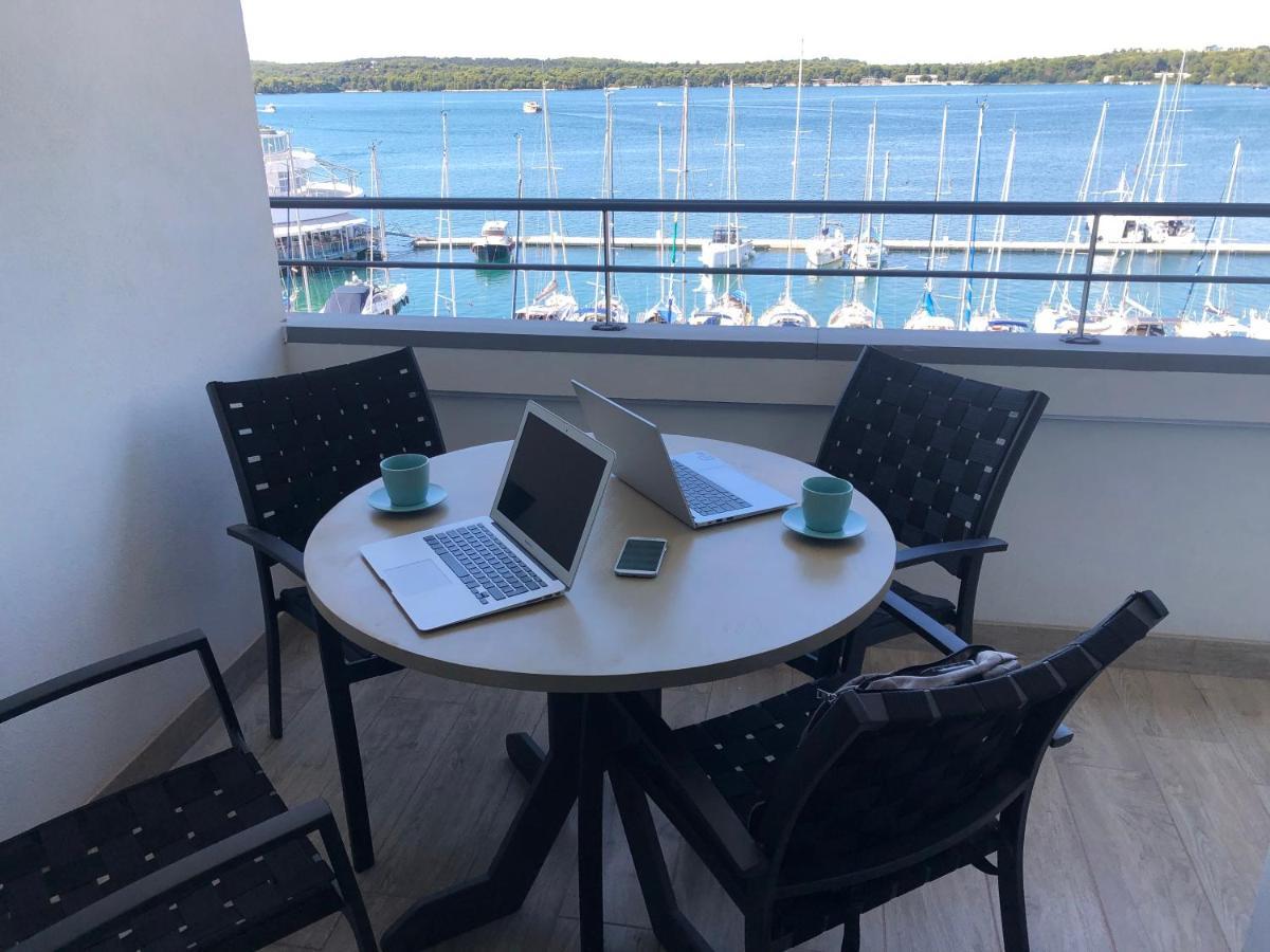 Pula Center Seaview Apartment Bagian luar foto