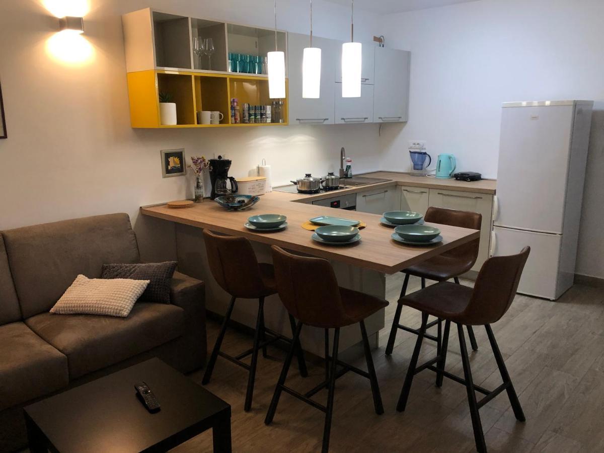 Pula Center Seaview Apartment Bagian luar foto