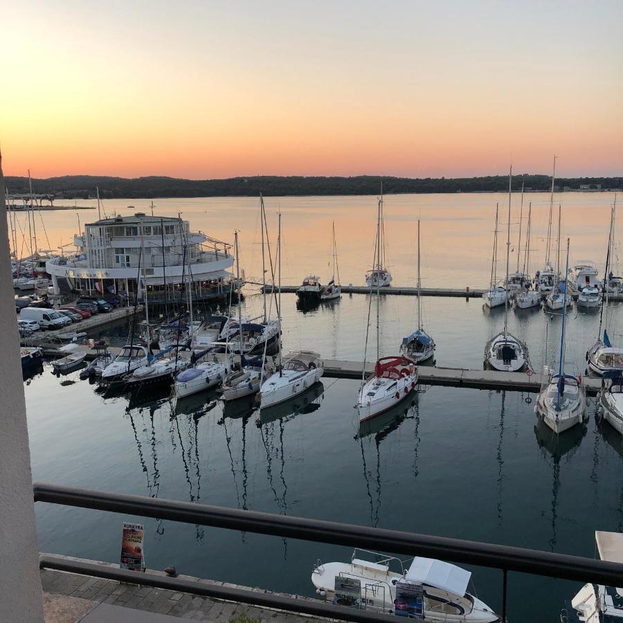 Pula Center Seaview Apartment Bagian luar foto