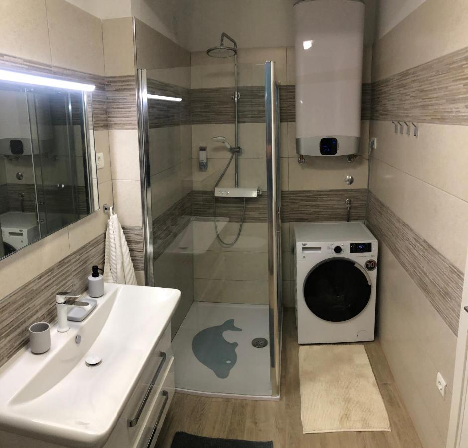 Pula Center Seaview Apartment Bagian luar foto